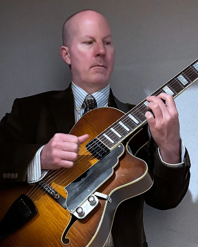 外国人男性ギター・ベースシストー Male guitarist・bassist-John Keyser -タレント・モデル事務所東京-Talent Model Agency Tokyo