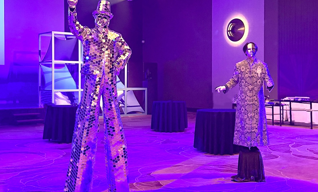 足長パフォーマー-スタチューパフォーマー-Stilt - Statue performer- Tokyo
