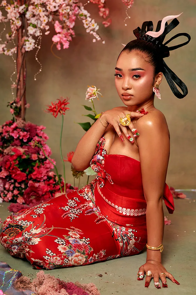 Megamiのイメージ-04