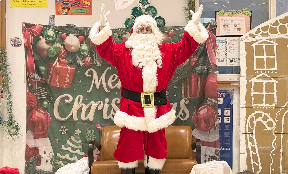 外国人サンタクロース-Santa Claus—幼稚園-Kindergarten-タレント・モデル事務所東京-Talent Model Agency Tokyo