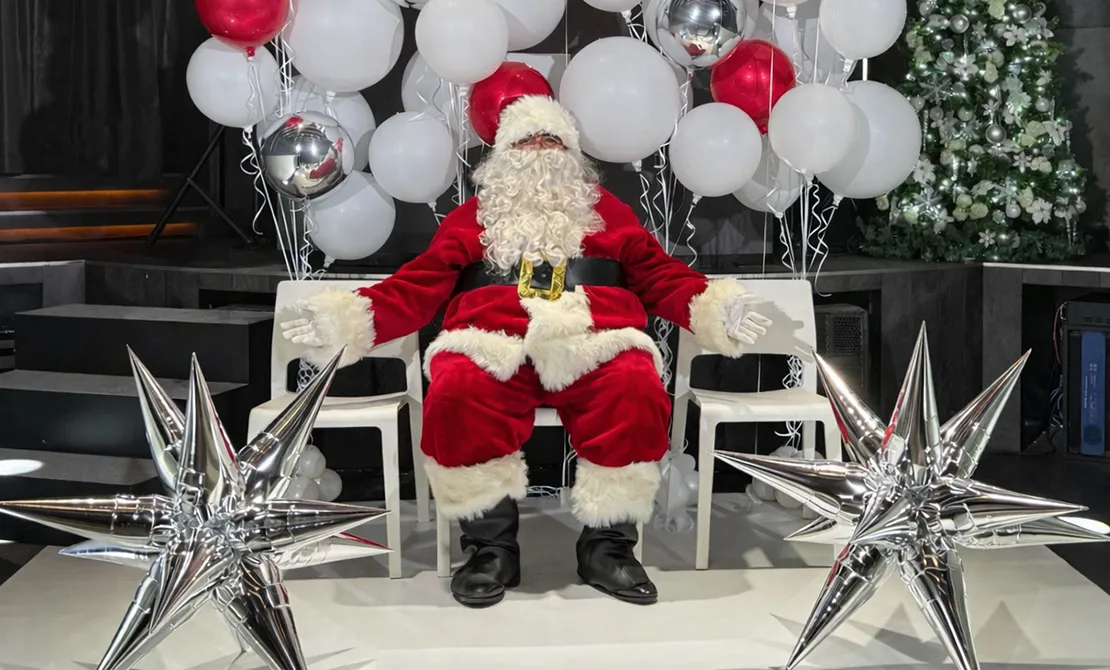 外国人サンタクロース-Santa Claus—企業クリスマスイベント-corporate Christmas event-タレント・モデル事務所東京-Talent Model Agency Tokyo