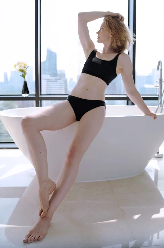 Lenaのイメージ-02