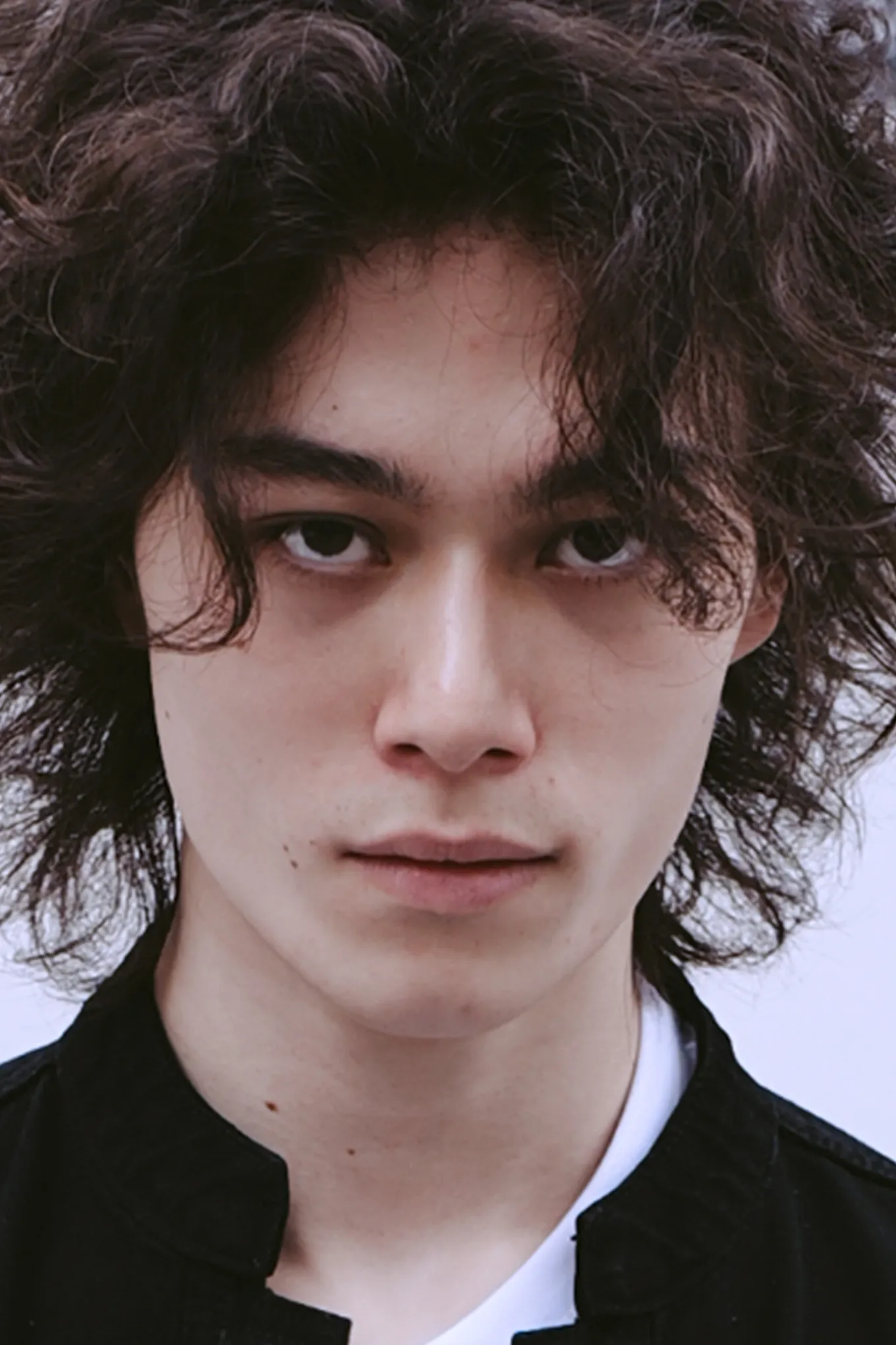 ハーフ男性モデル-Mixed Male Model -Leo -タレント・モデル事務所東京-Talent Model Agency Tokyo